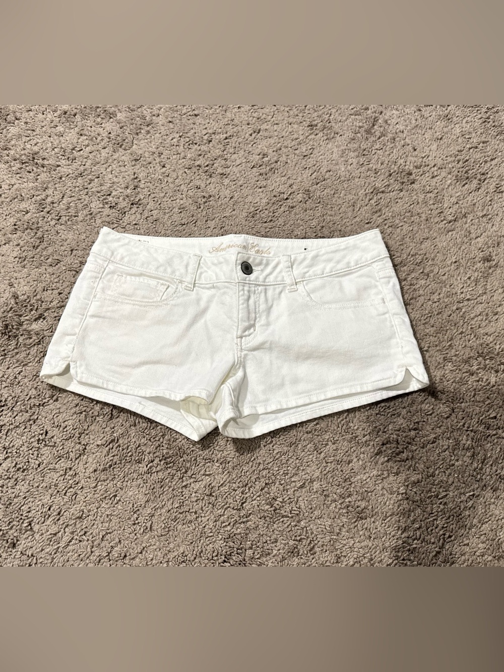 American Eagle Outfitters White Denim Low-Rise Shorts